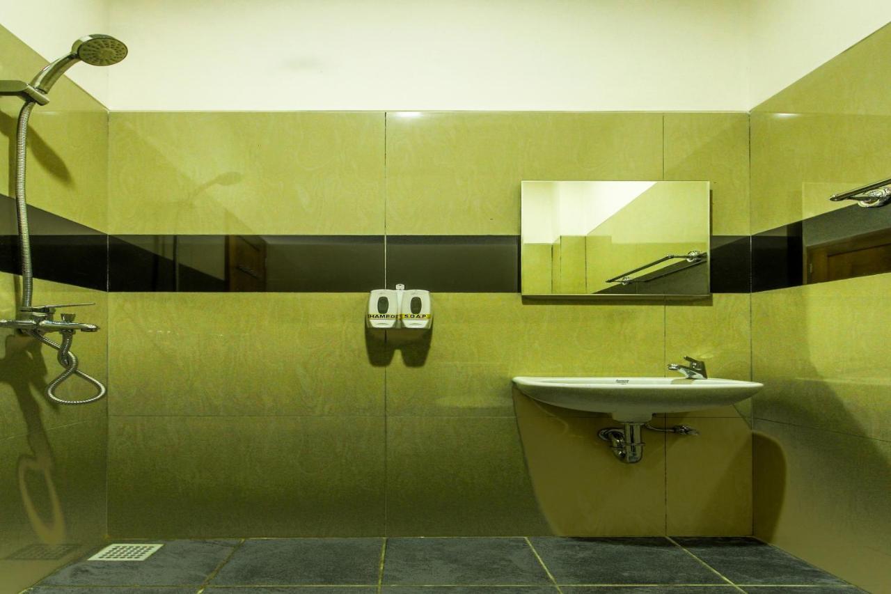 Oyo 3816 The Tispa Syariah Residence Palembang Luaran gambar